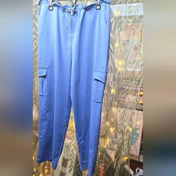 Ladies Drawstring Cargo Pants - Picture 4 of 7